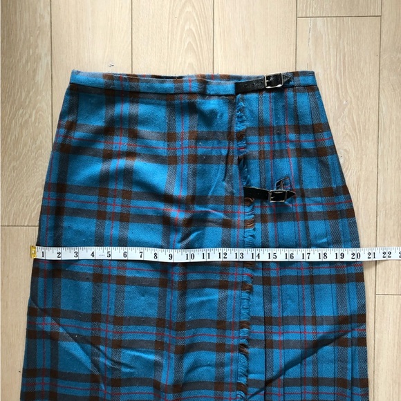 Vintage Original Scottish Tweed by Moffat Weavers Tartan Wrap Kilt in Blue - Picture 4 of 9